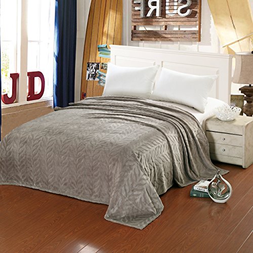 Ben&Jonah Designer Plush Queen (86 inch x 86 inch ) Leaf Etched Jacquard Blanket - Grey